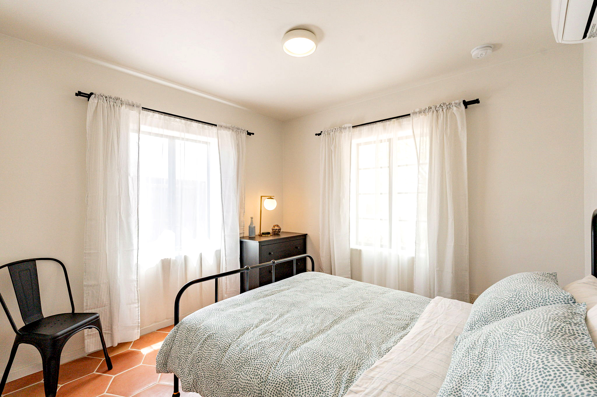 15-BR-Green b4-BR-Green_31-web-or-mls-Seneca-31